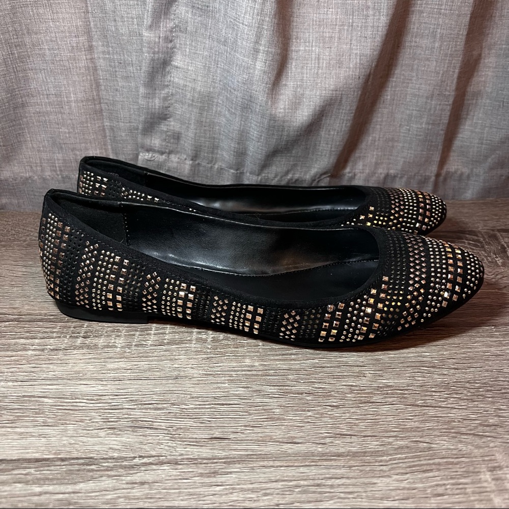 Sparkly silver and black flats in women size 9.5
